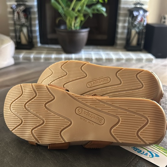 Baretraps sandals-NEW - Picture 5 of 6